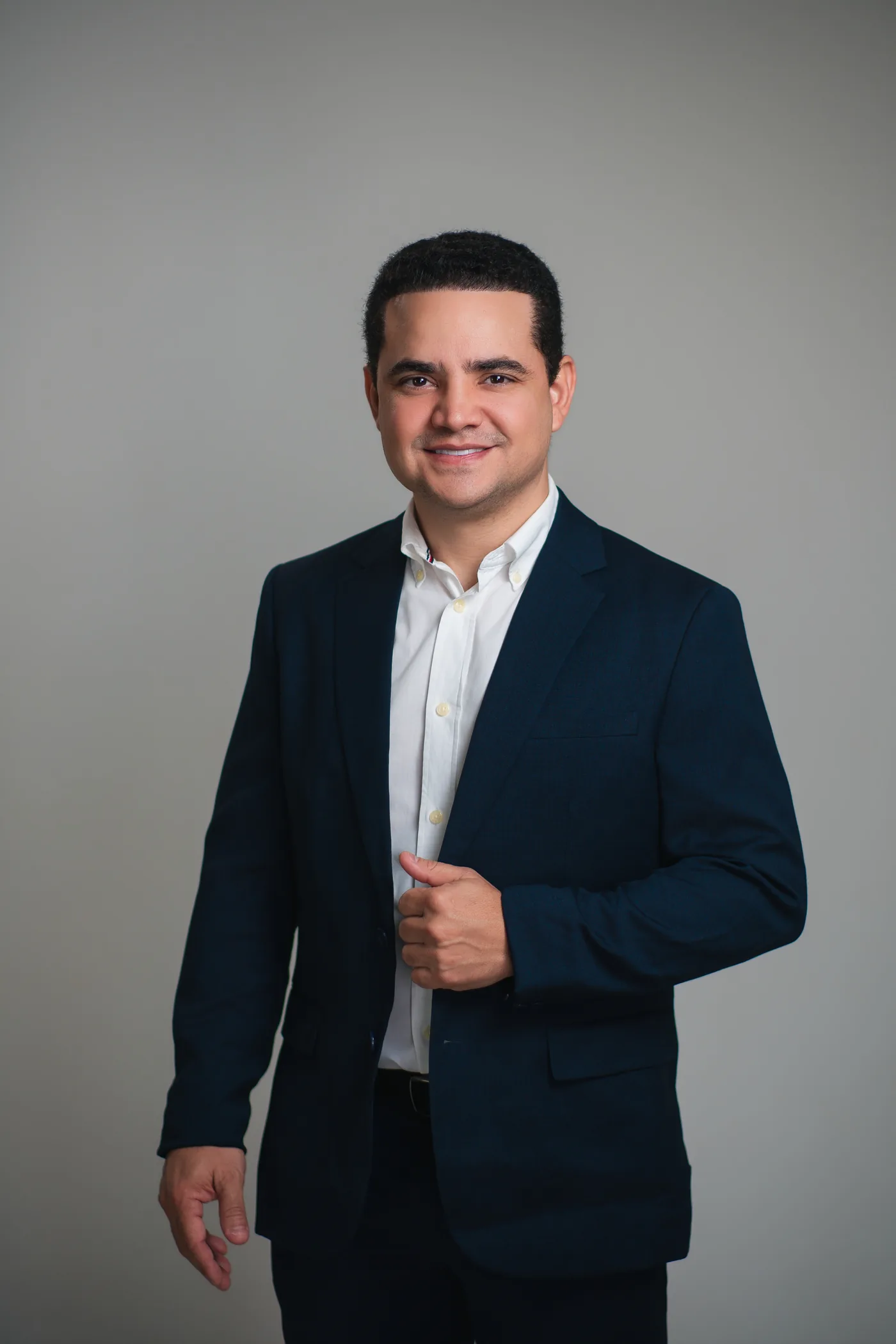Dr. Paulo Pessoa em retrato profissional